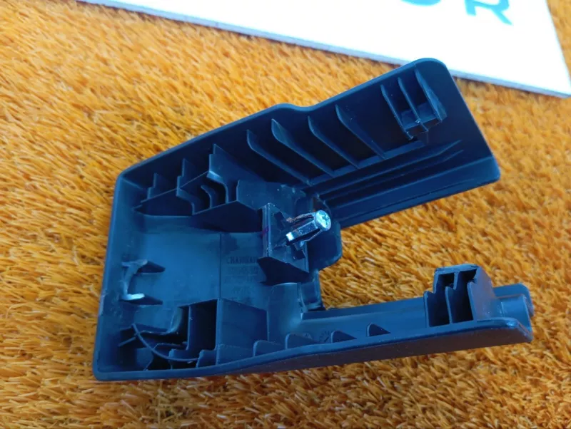 Пластик салона