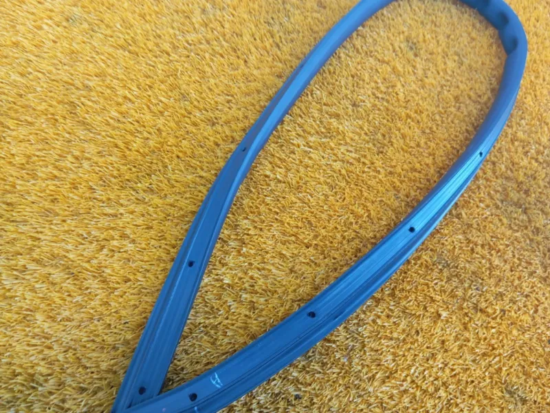 Уплотнитель двери