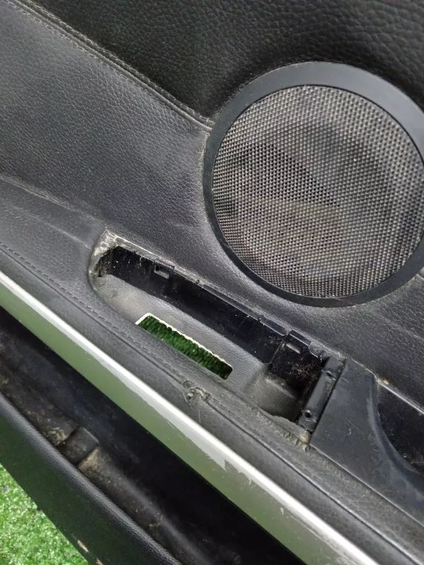 Обшивка двери BMW 3-Series 2005 51419154154 E90, передняя правая