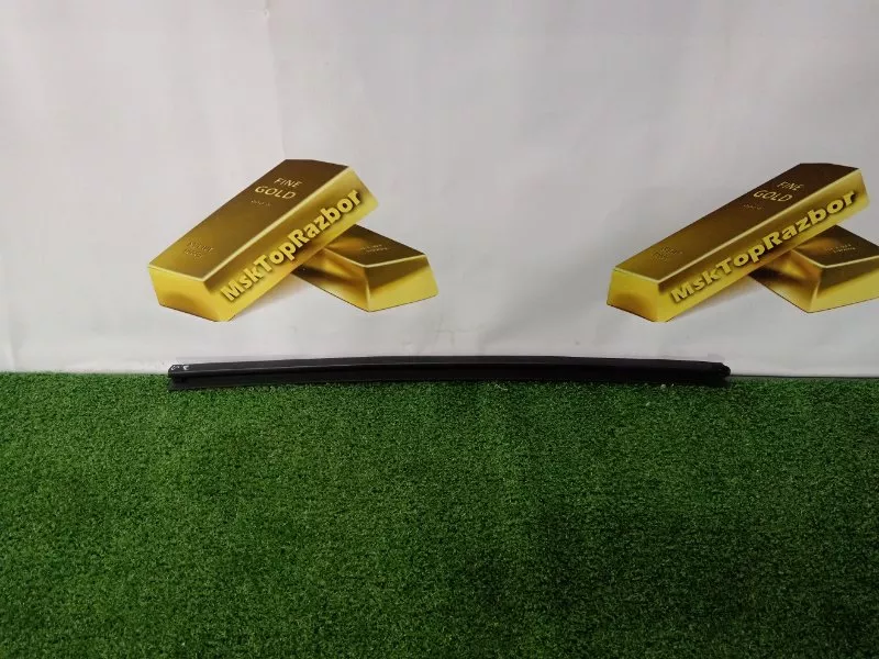 Уплотнитель стекла двери