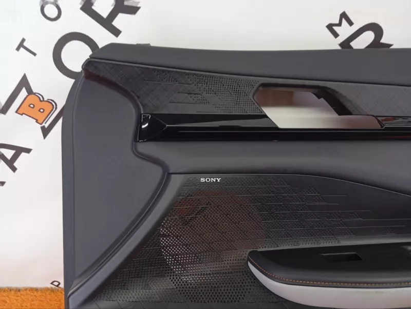 Обшивка двери