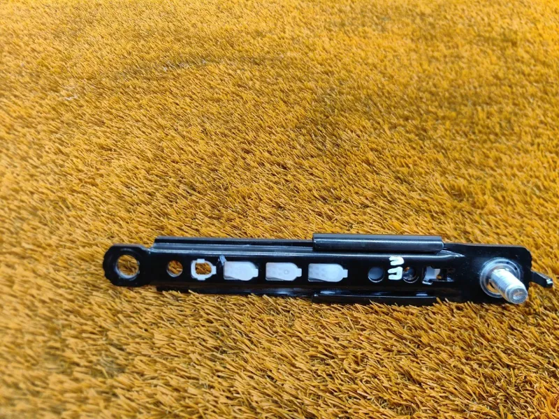 Механизм регулировки ремня безопасности