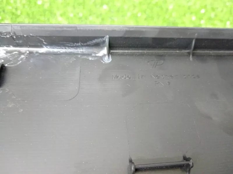 Обшивка двери багажника