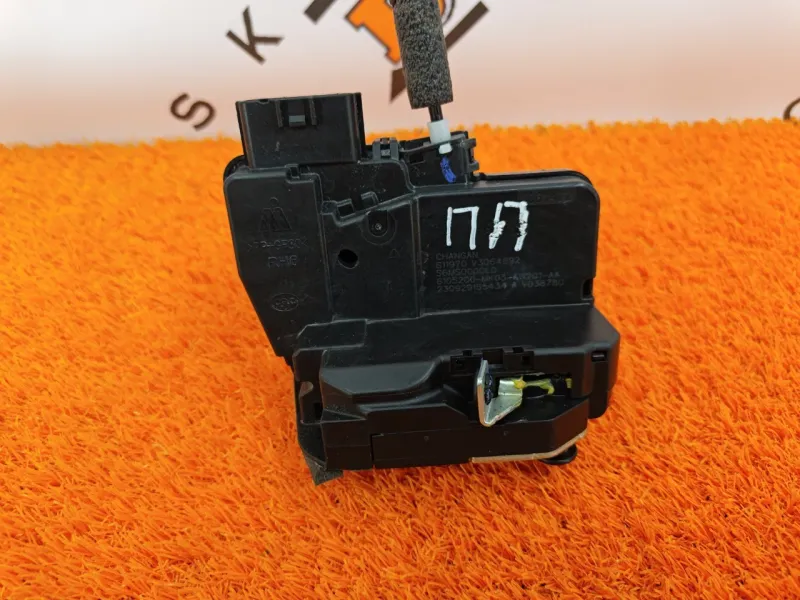 Замок двери