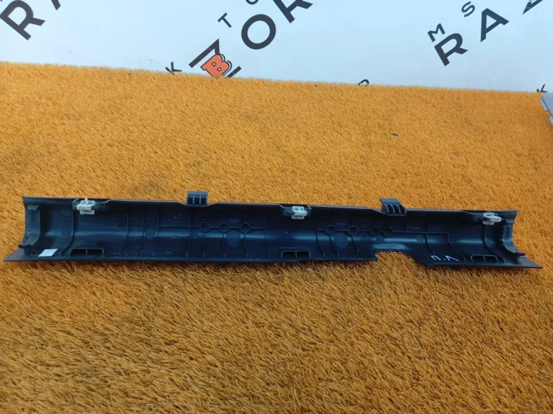 Накладка порога