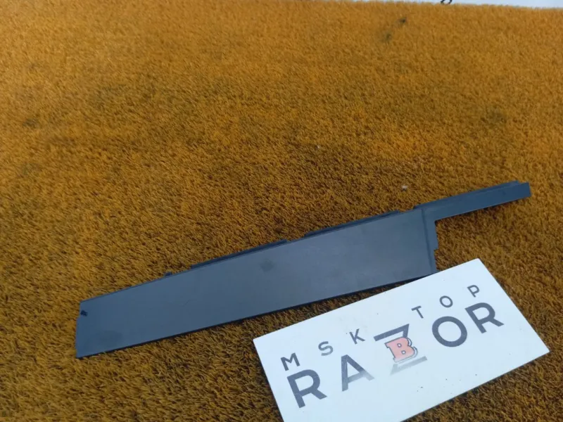 Молдинг двери