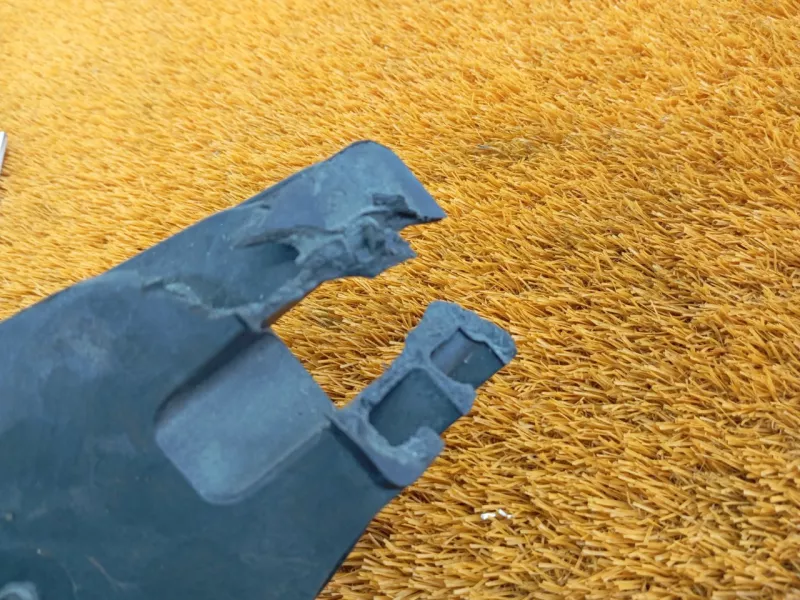 Педаль тормоза