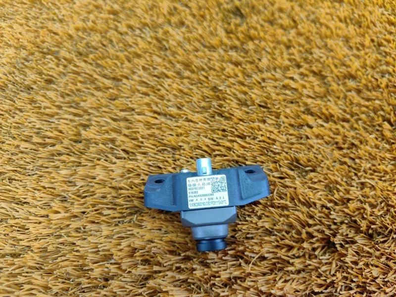 Камера передняя