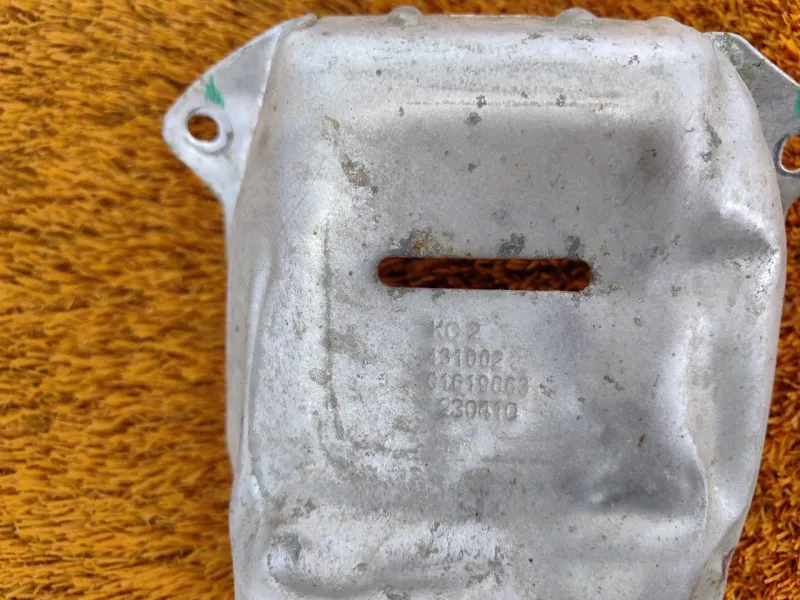 Экран коллектора выпускного