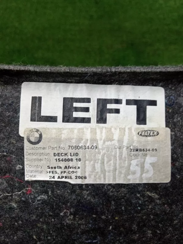 Обшивка крышки багажника BMW 3-Series 2006 706063409 E90