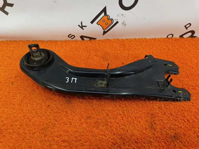 Рычаг подвески