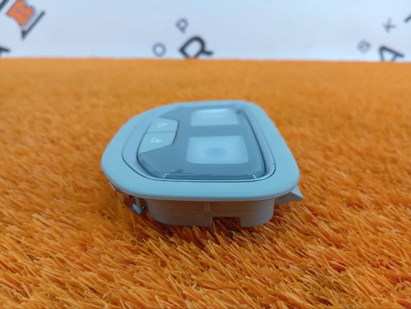 Плафон салона