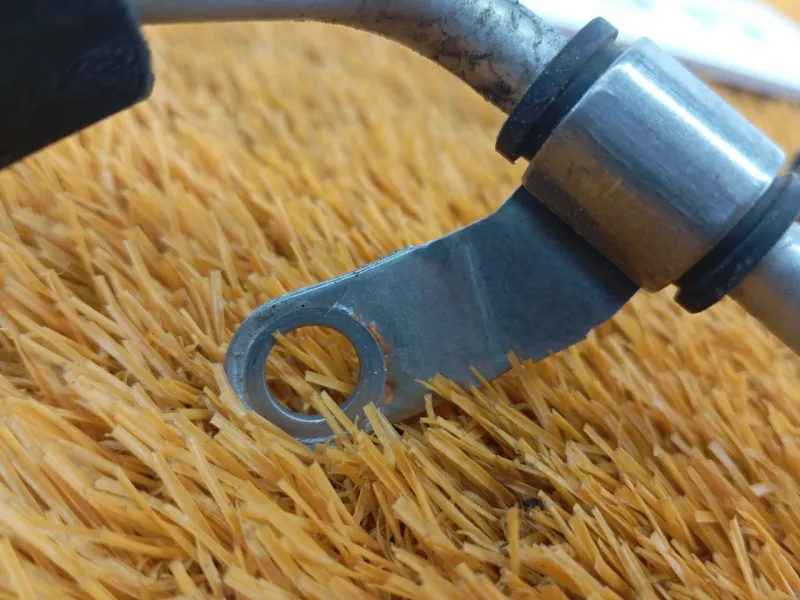 Трубка топливная