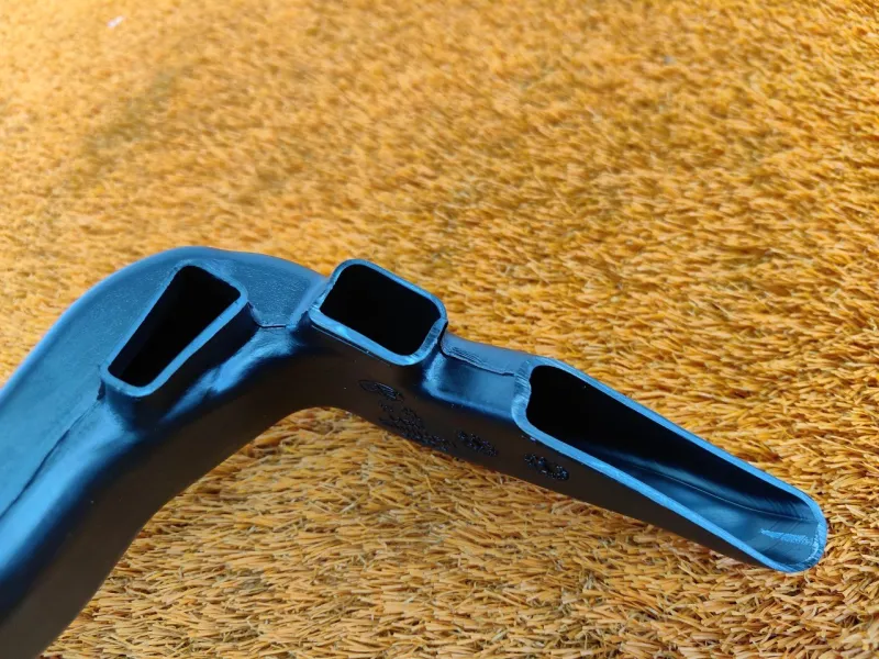 Воздуховод отопителя