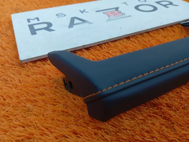 Декоративная накладка торпедо