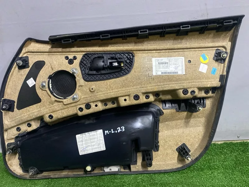 Обшивка двери BMW 3-Series 2005 51417144545 E90, передняя левая