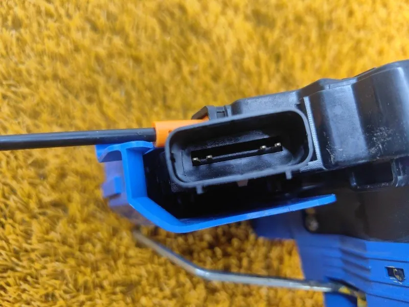 Замок двери