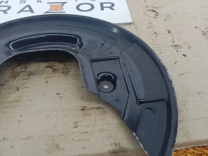 Пыльник тормозного диска