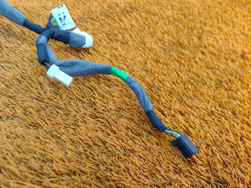 Проводка двери