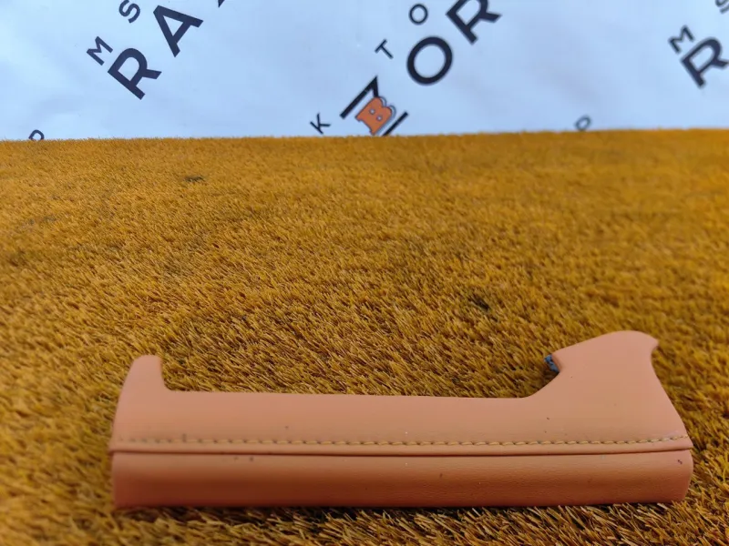 Декоративная накладка торпедо