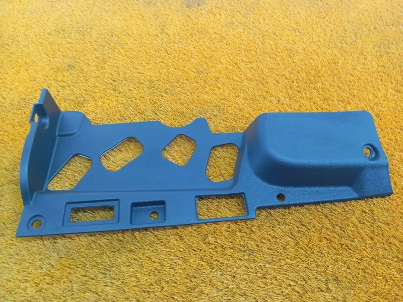 Накладка на торпедо