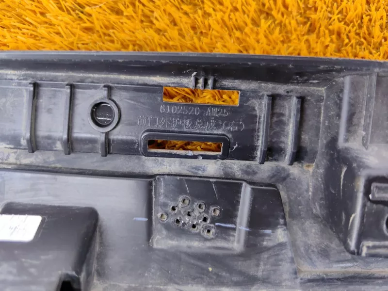 Молдинг двери