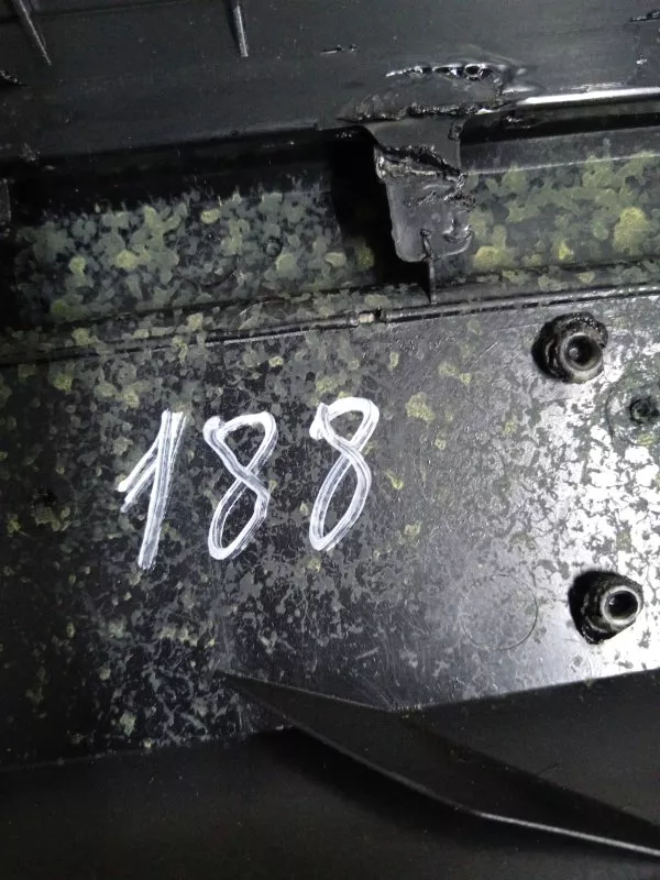 Обшивка двери Audi A6 2003 4B0971035F C5, передняя правая