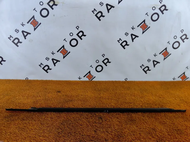 Молдинг стекла