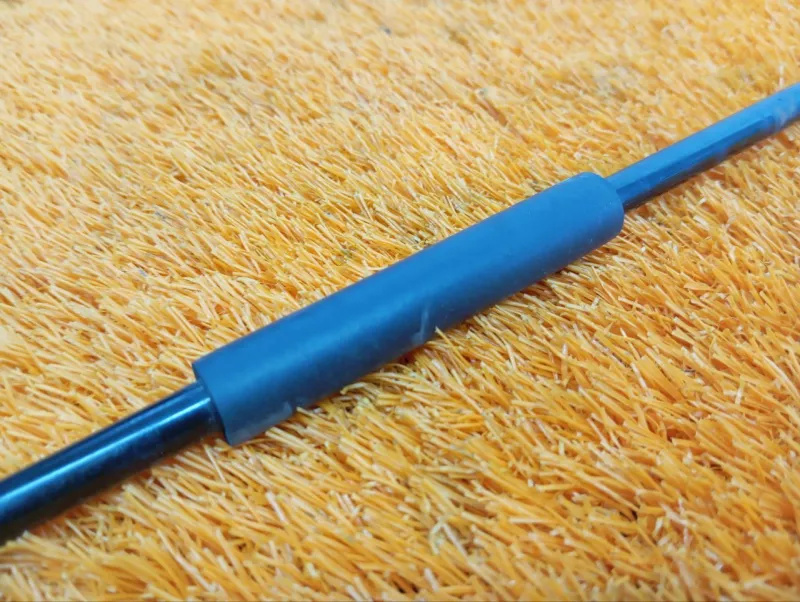 Упор капота