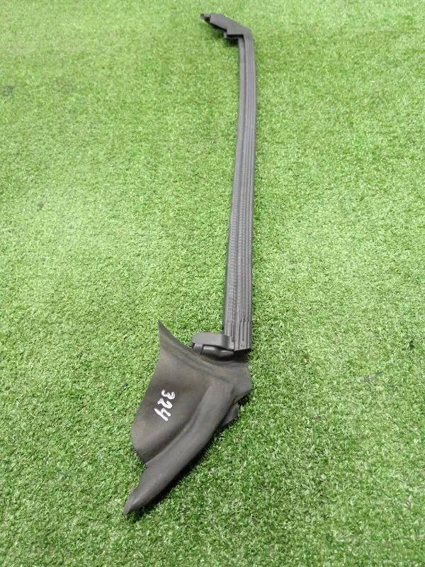 Уплотнитель стекла двери