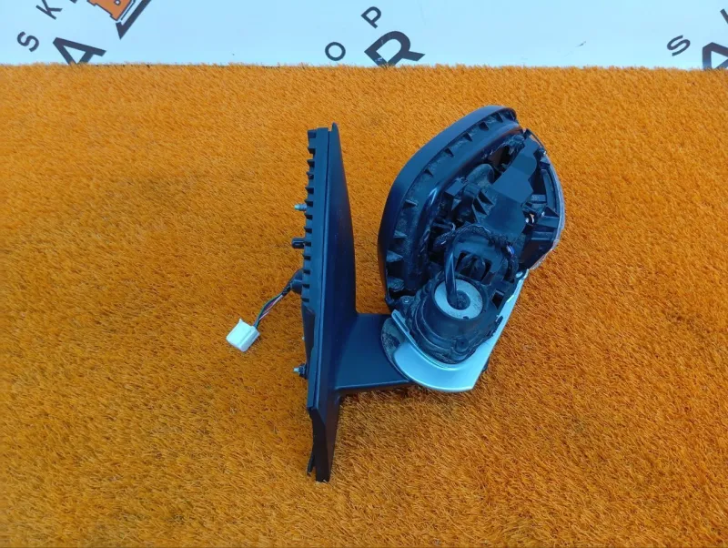 Зеркало боковое