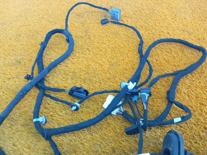 Проводка двери