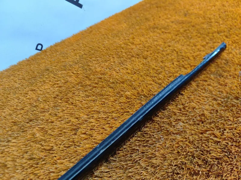 Молдинг стекла