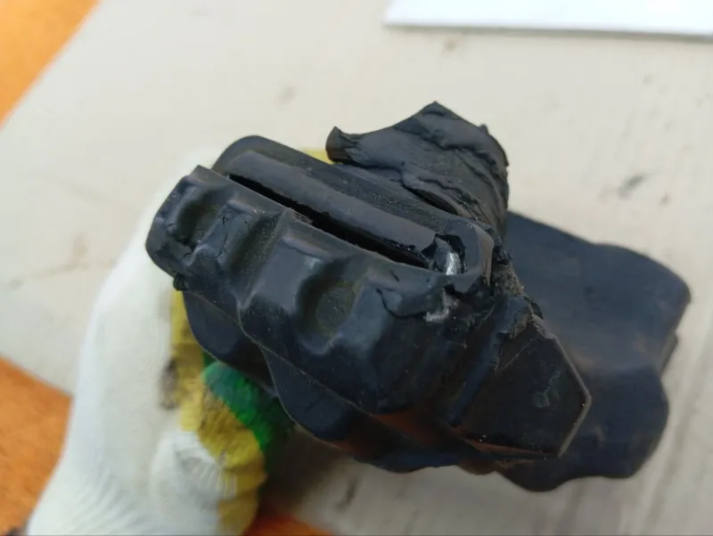 Опора двигателя