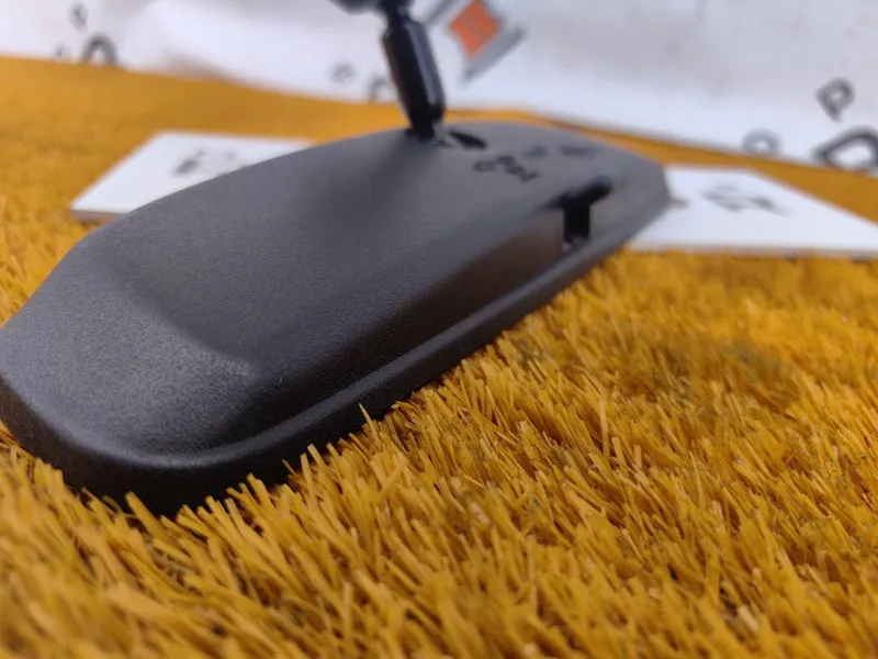 Зеркало заднего вида