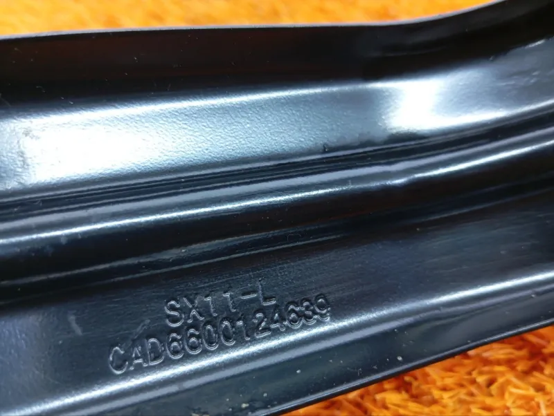 Крепление бампера