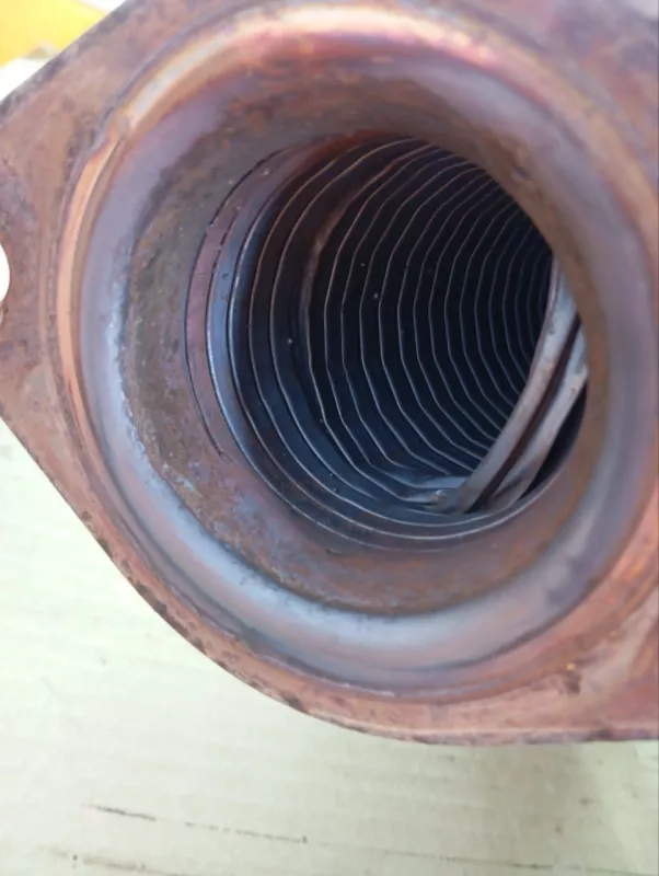 Приемная труба глушителя