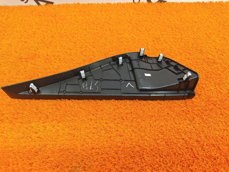 Накладка на торпедо