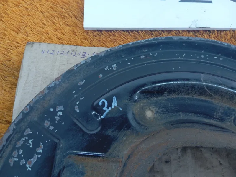 Пыльник тормозного диска