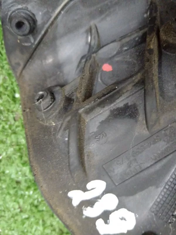 Уплотнитель двери