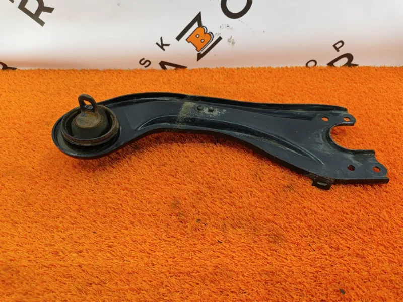 Рычаг подвески