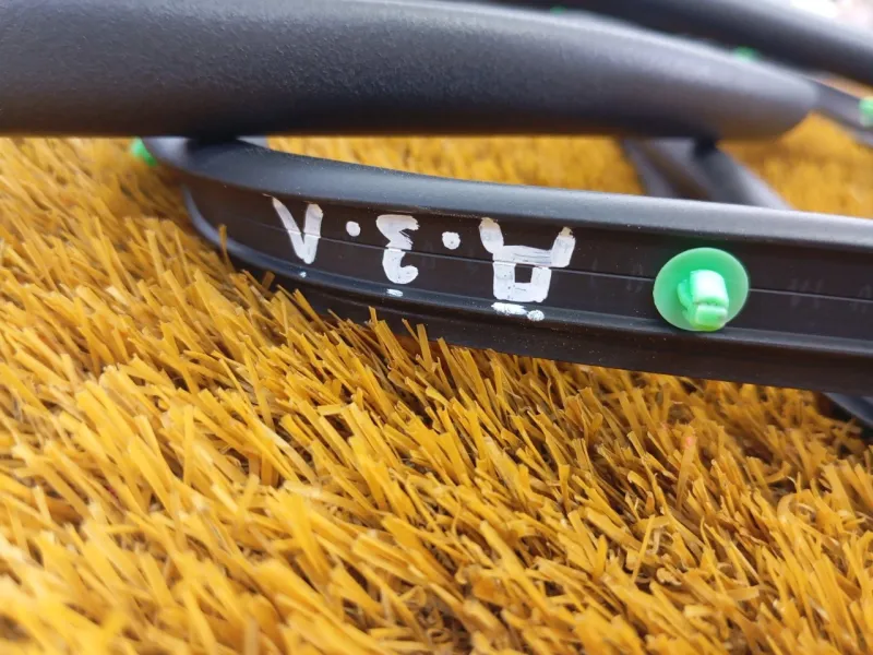 Уплотнитель двери