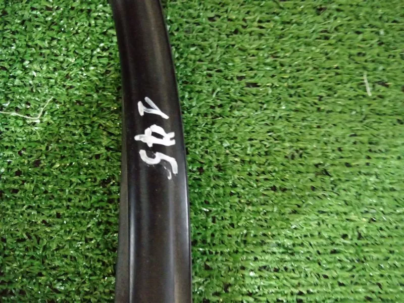 Уплотнитель стекла двери