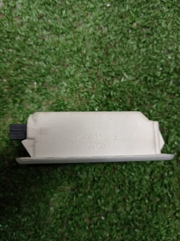 Плафон подсветки багажника