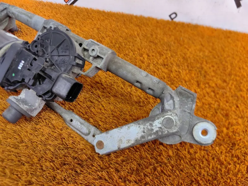 Трапеция дворников