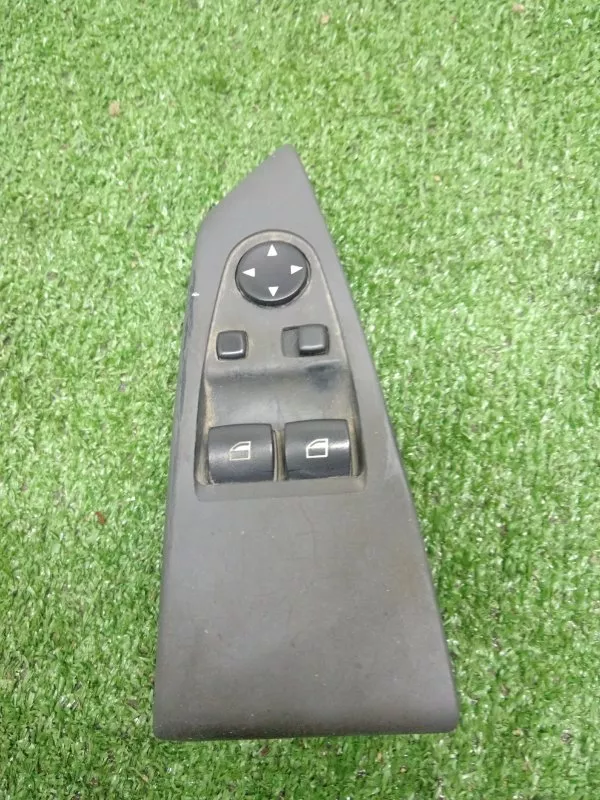 Блок управления стеклоподъемниками