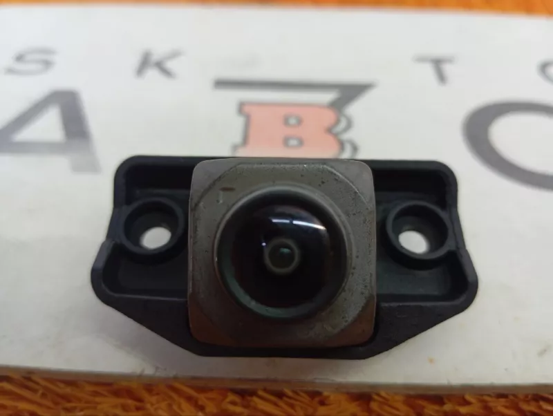 Камера передняя