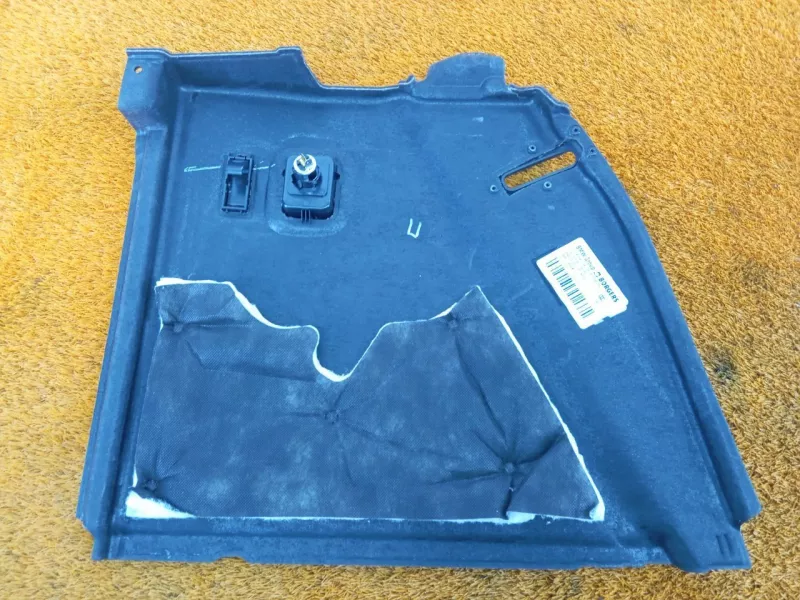 Обшивка багажника BMW X3 2018 7452460 G01 B47, правая