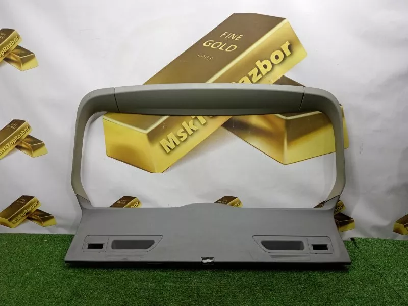 Обшивка двери багажника