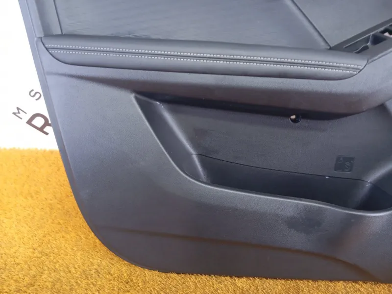 Обшивка двери